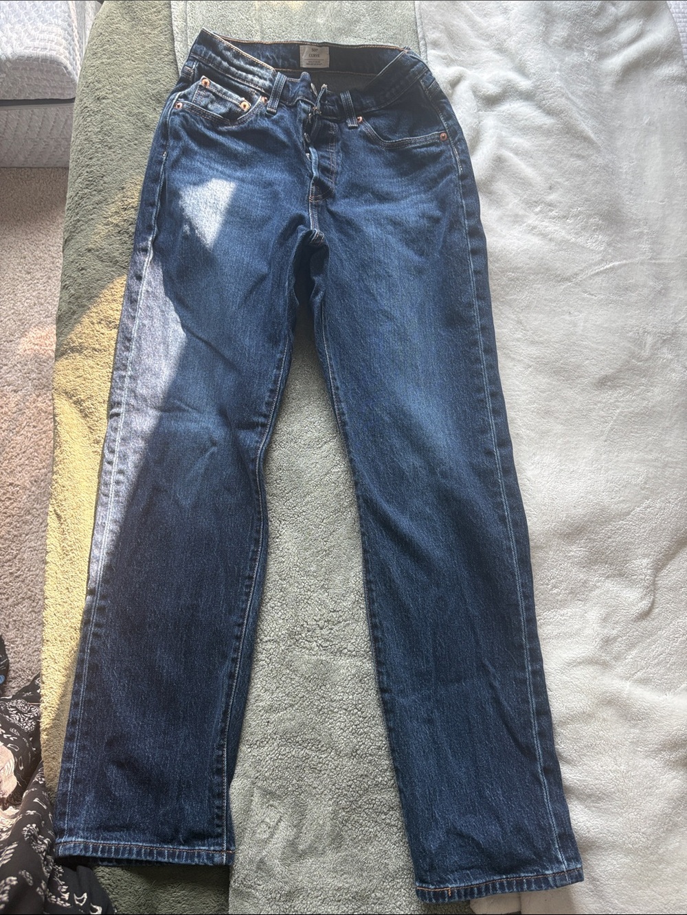 Levi’s 501 curve  Classic Dark Blue Women's Straight-Leg Jeans